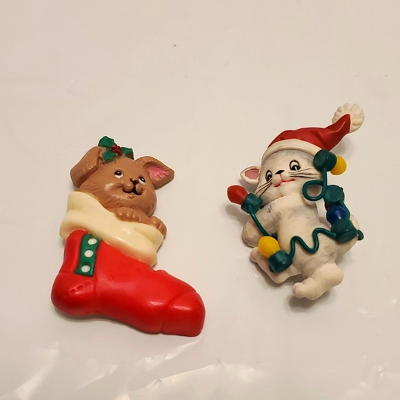 Russ Jewelry - Christmas Puppy/Kitten 2pc Brooch Set